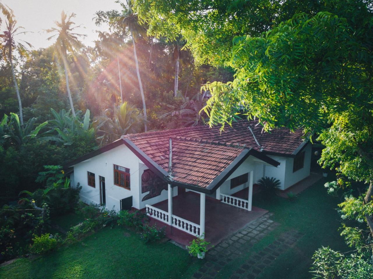 Hikkanest Hikkaduwa Exterior foto
